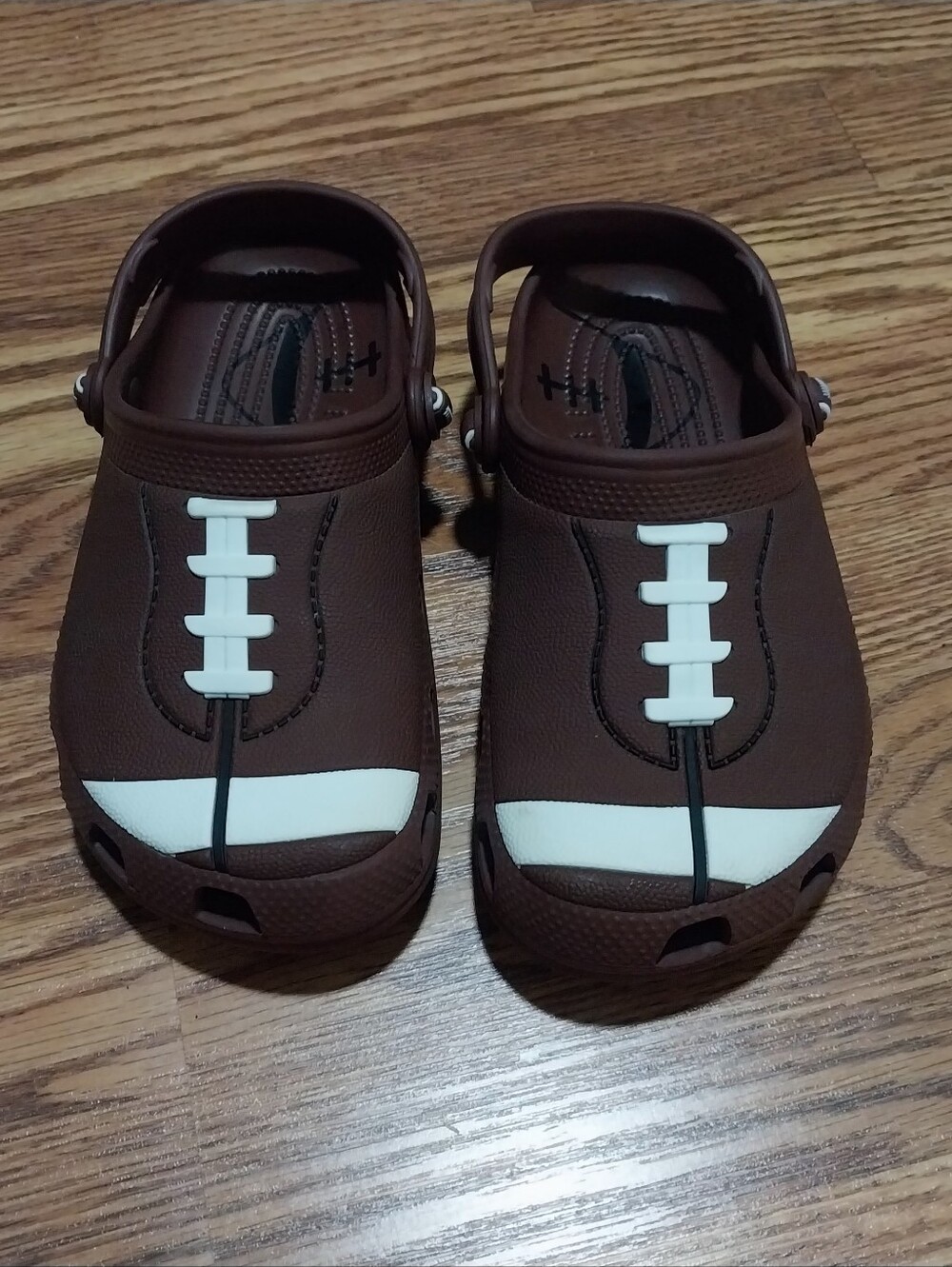 Crocs Football Clog Sandals Kids Size 3 Brown Crocs - Picture 2 of 9